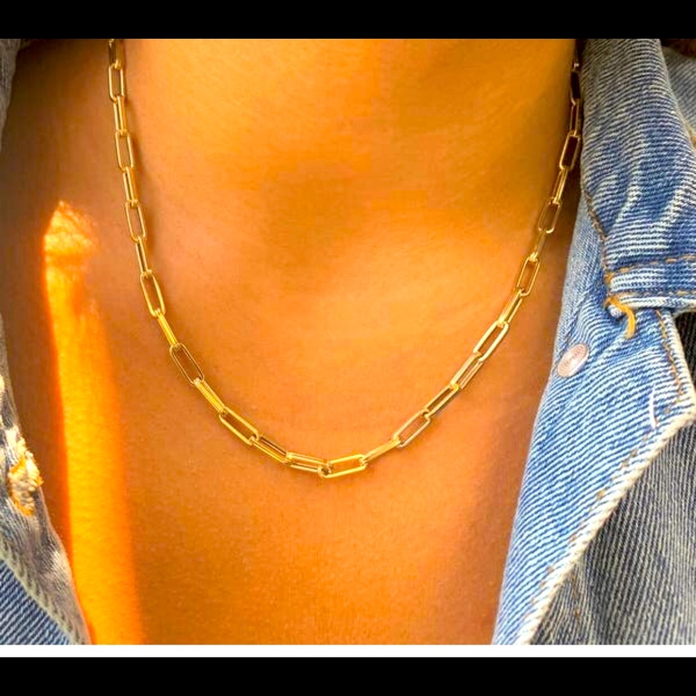 Yellow Gold Paperclip chain 18"
